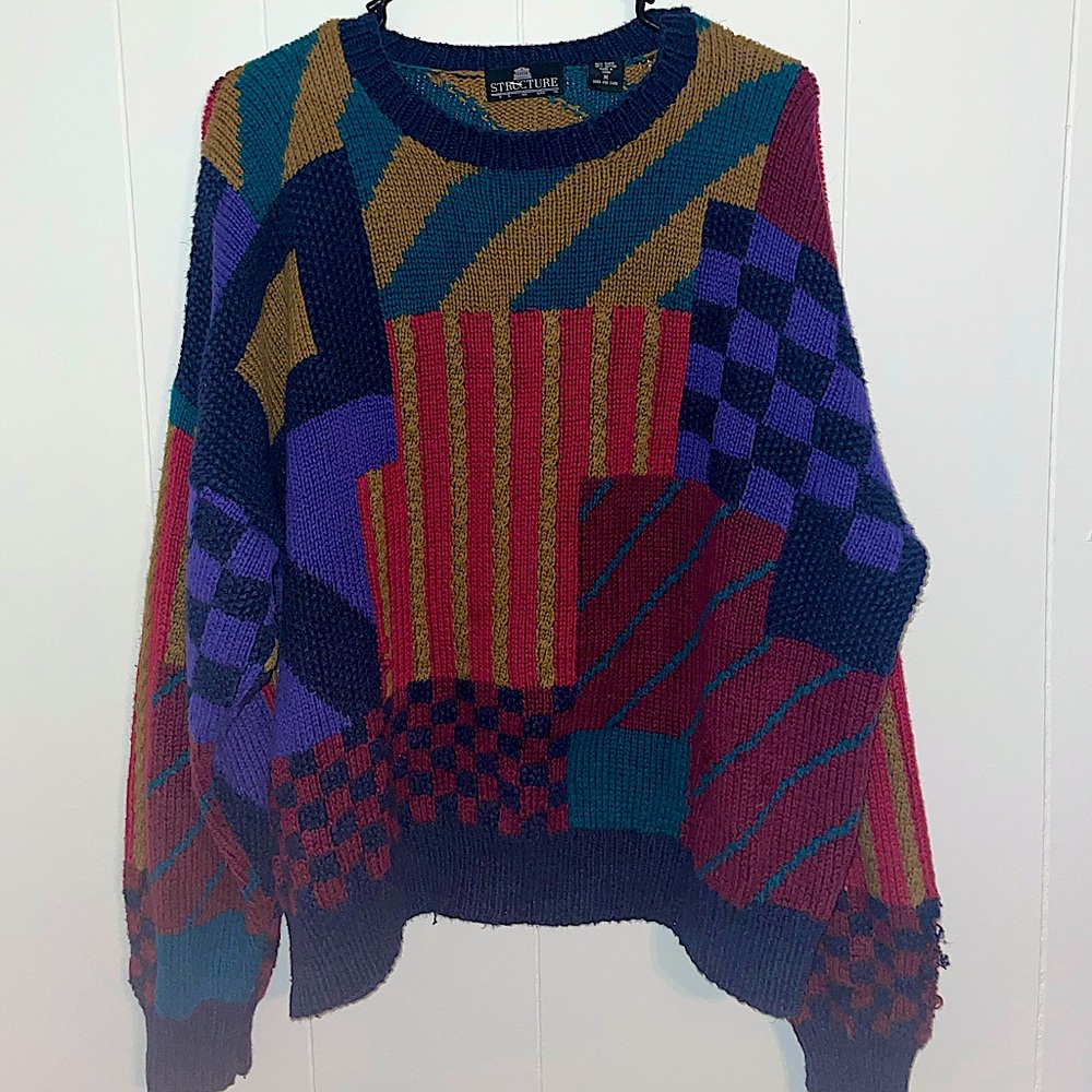 Super heavy sweater great for Winter! Doesnt get the love it deserves ❣️